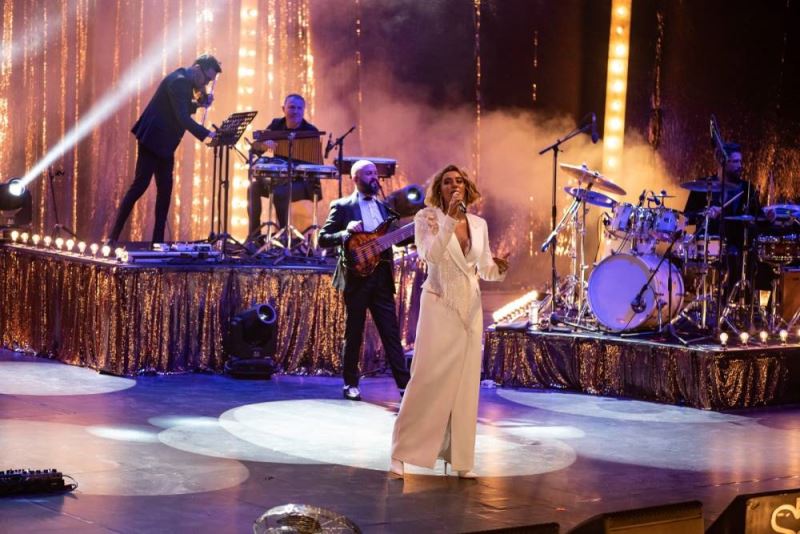 SILA VE TEOMAN’DAN HATAY’DA CUMHURİYET BAYRAMI’NA ÖZEL MUHTEŞEM KONSER