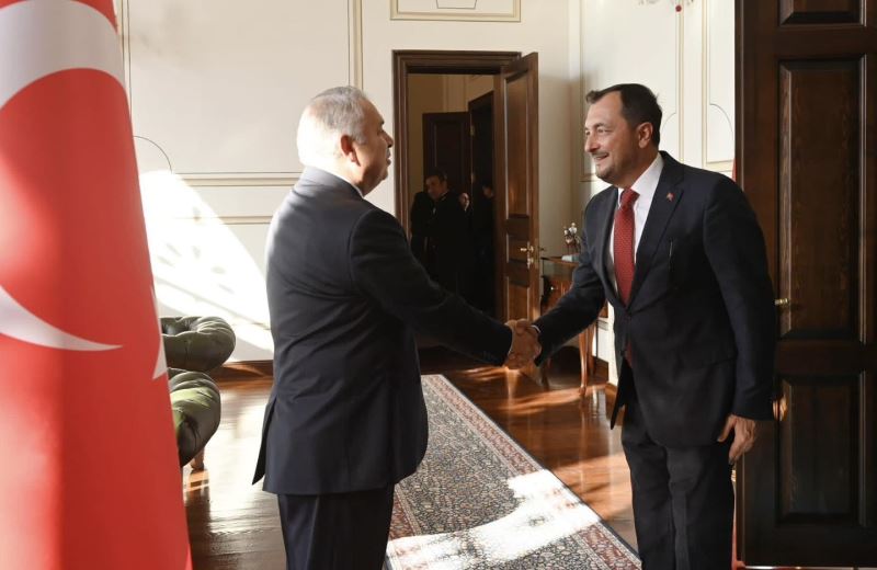 Başkan Yüksel Cumhuriyet Bayramı kutlama törenlerine iştirak etti