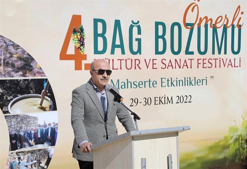 Vali Demirtaş, Bağ Bozumu Kültür ve Sanat Festivaline Katıldı