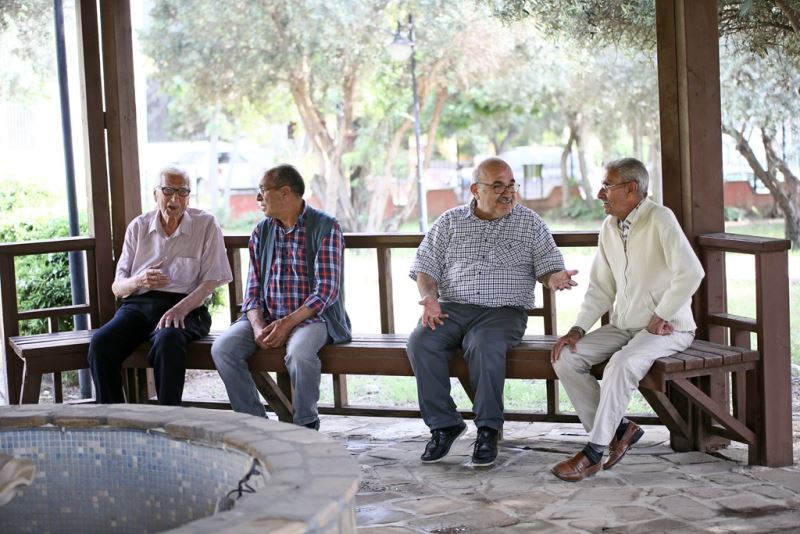 Bakanımız Derya Yanık: “Ekim ayına ilişkin 2,1 milyar TL yaşlı aylığı ve engelli aylıklarını hesaplara yatırdık”