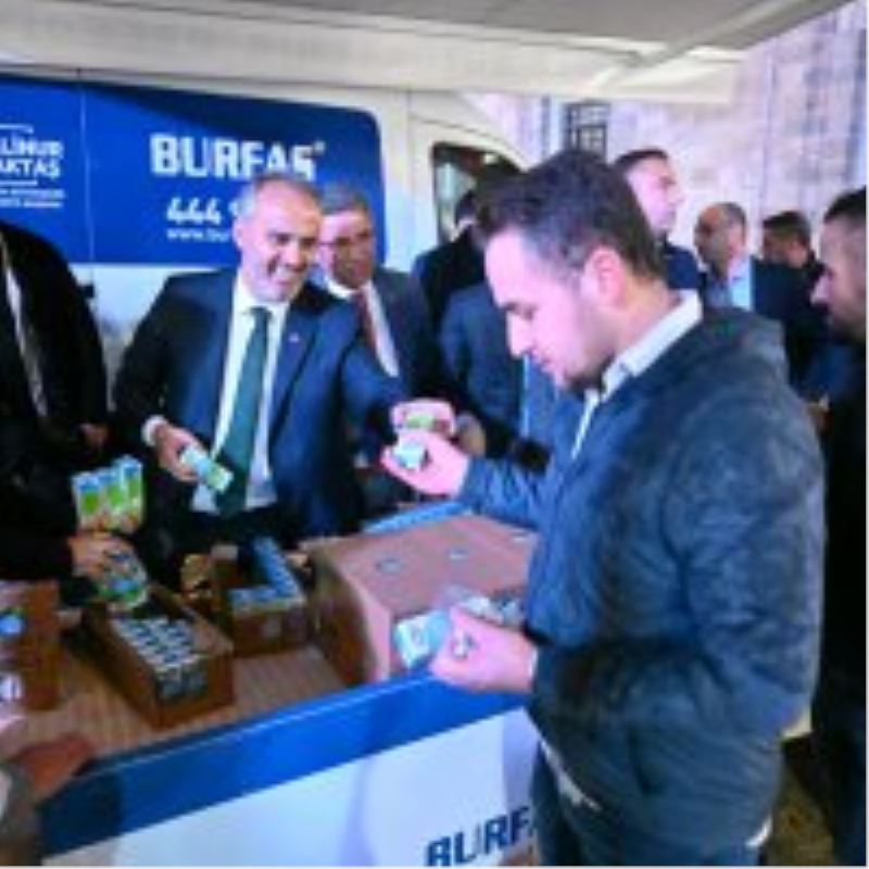 Kandil coşkusu camileri doldurdu
