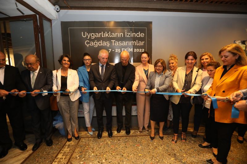 UYGARLIKLARIN İZİNDE ÇAĞDAŞ TASARIMLAR ADLI SERGİ AÇILDI