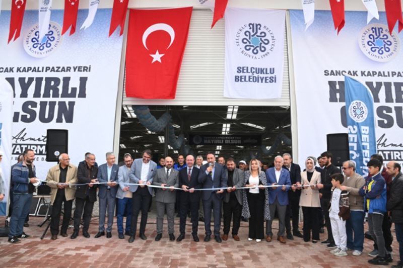 Selçuklu’da pazar yerlerinde konfor artmaya devam ediyor SANCAK KAPALI PAZAR YERİ AÇILDI