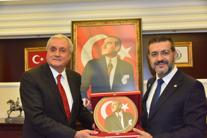 ROTARY KULÜBÜNDEN BAŞKAN BAKKALCIOĞLU’NA ZİYARET