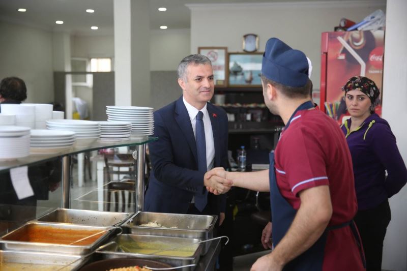 Kaşüstü Mahallemizde esnaflarımızı ziyaret ettik