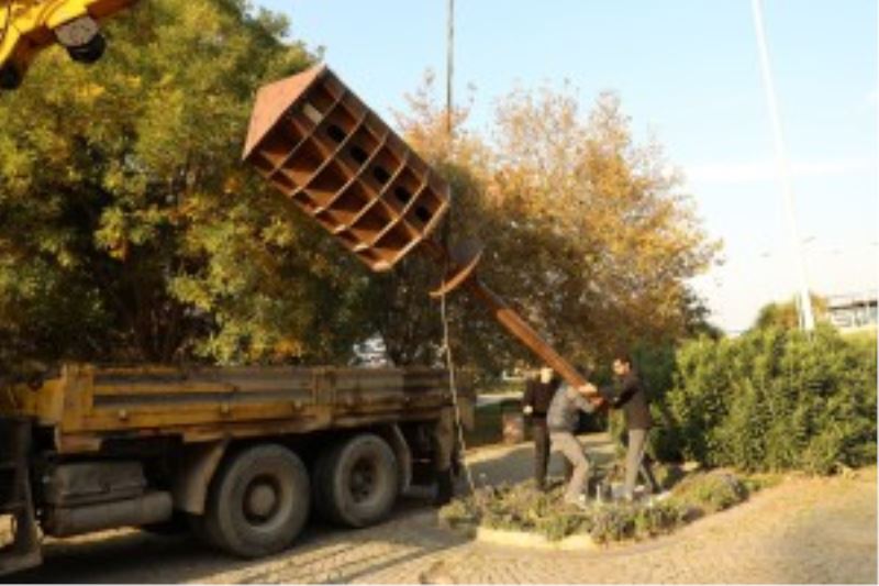 KUŞLU PARKIN SAKİNLERİNE YALOVA BELEDİYESİ’NDEN EV