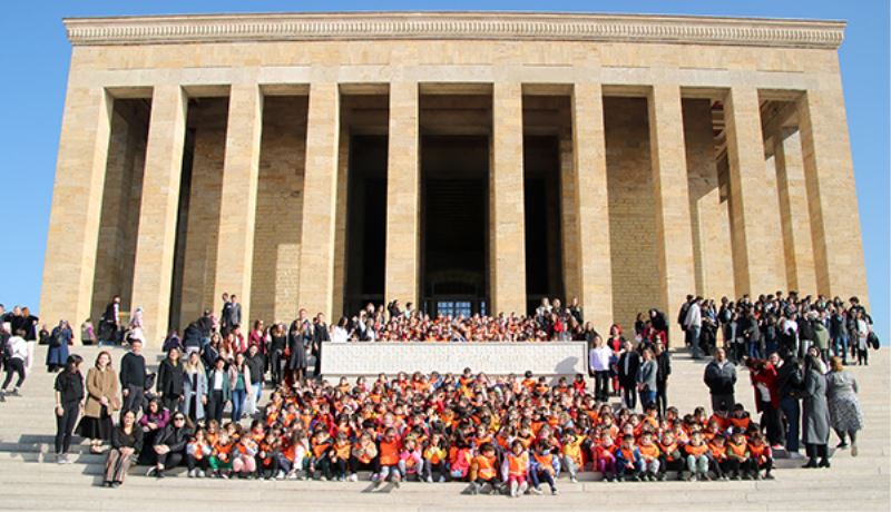 Çankayalı Minikler Anıtkabir’i Ziyaret Etti