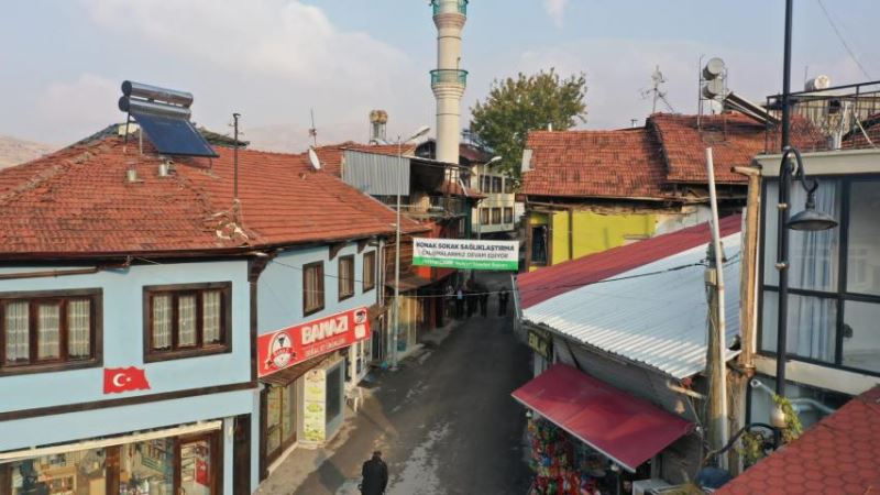 “Konak’ın Tarih Kokan Sokaklarını Turizme Kazandırıyoruz”