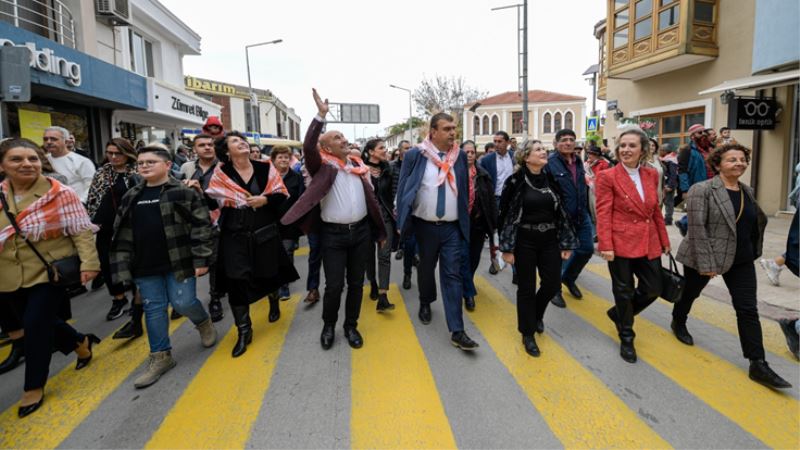 Soyer: “Küçücük mandalina üretenlere ekmek oluyor ve gelir yaratıyor, o yüzden turuncu mucize dedik”