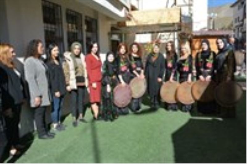 Tarım ve Orman Bakanımızın eşi Sayın Hanife Kirişçi Hanımefendi, Vali/Belediye Başkan Vekilimiz’in Eşi Sayın Sevim Akbıyık Hanımefendi ve ...