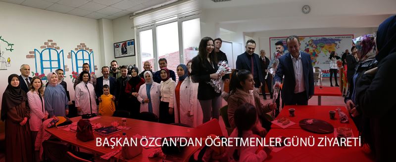 ÖNCE ANNE-BABASINI VE EŞİNİ ARDINDAN DİĞER ÖĞRETMENLERİ ZİYARET ETTİ