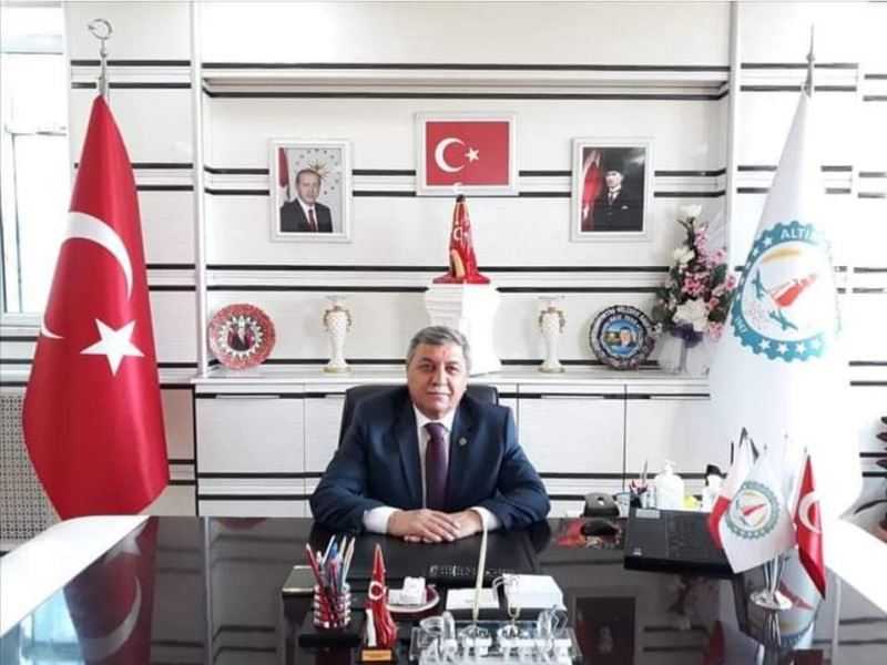 Tüm Öğretmenlerimizin 24 Kasım Öğretmenler Günü Kutlu Olsun.