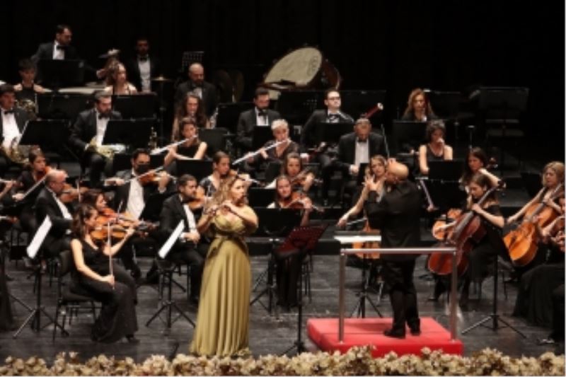 SENFONİ ORKESTRASINDAN BÜYÜLEYECİ KONSER