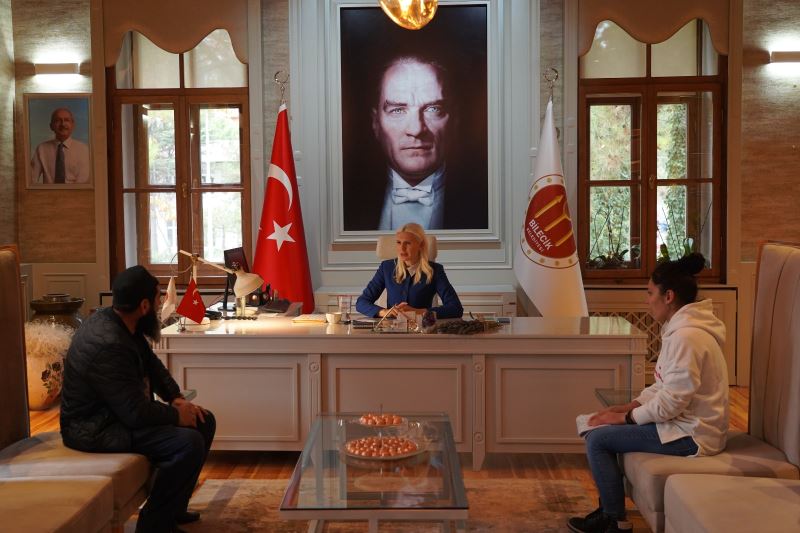 BAŞKAN V. SUBAŞI HALKIN TALEP VE GÖRÜŞLERİNİ DİNLEMEYE DEVAM EDİYOR
