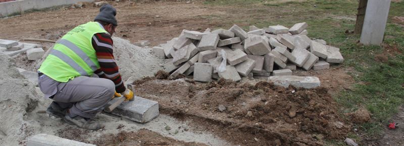 OKÇU MAHALLESİ’NE YENİ PARK