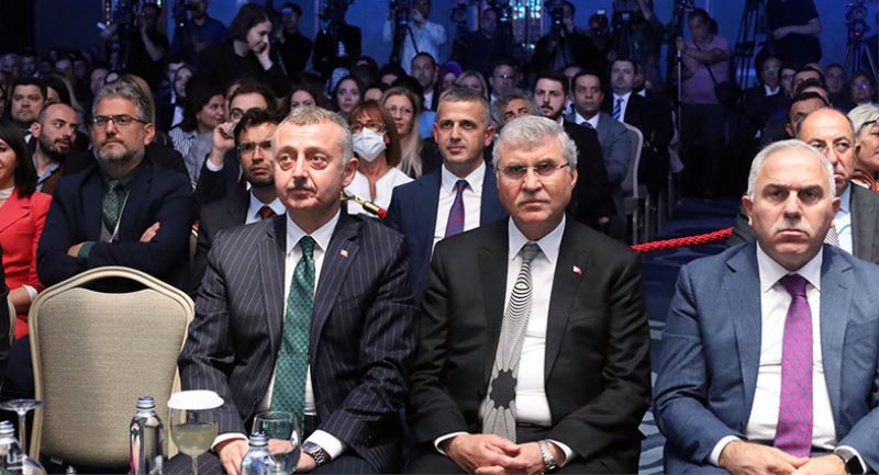 Altın Karınca’dan Büyükşehir’in hizmetlerine 2 ödül birden