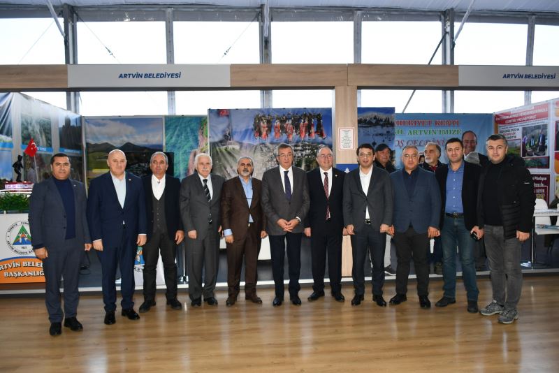CHP GRUP BAŞKANVEKİLİ ENGİN ALTAY’DAN STANDIMIZA ZİYARET