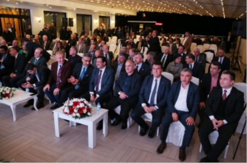 Başkan Dündar, Giresun’daki Sempozyumda Konuştu