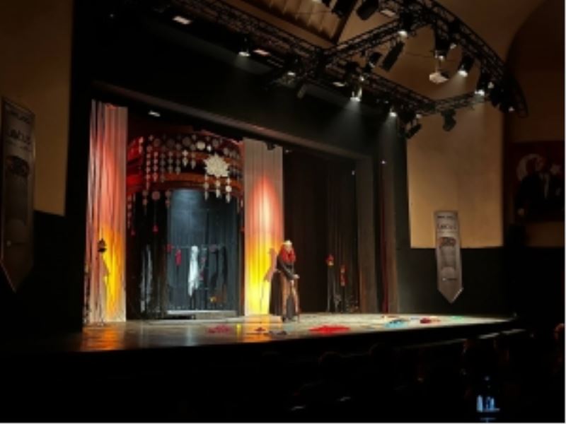 DBŞT’nin “Lotus” oyunu Adana’da sahnelendi