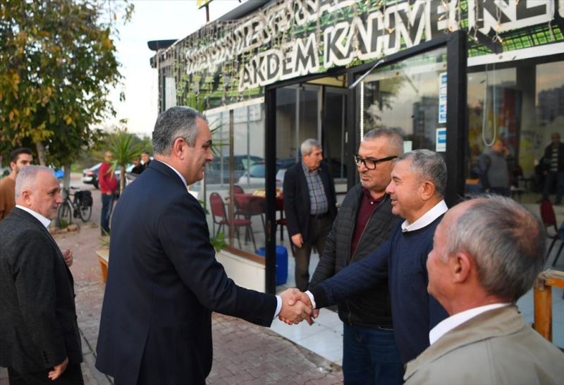 Esen: Sokağın sesine kulak veriyoruz