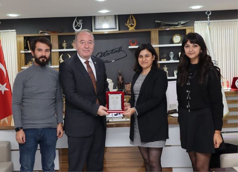 Gülmez Ailesinden Başkan Şahiner’e Teşekkür Ziyareti