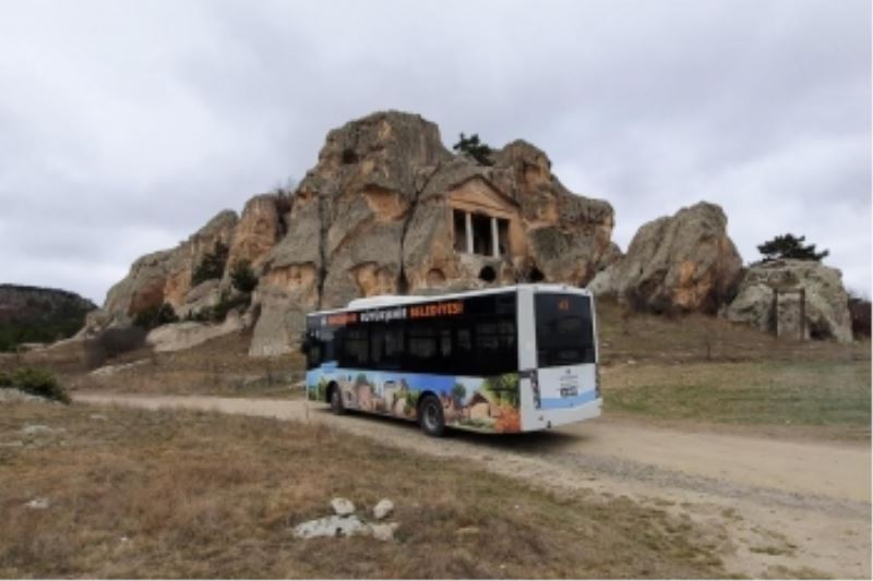 YAZILIKAYA’NIN TANITIMI İÇİN YOLA ÇIKTILAR
