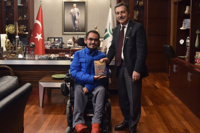 KİTABINI BAŞKAN ATAÇ