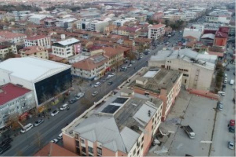 Yeni Şehir Esnaflar Çarşısında yıkım işlemleri başladı.
