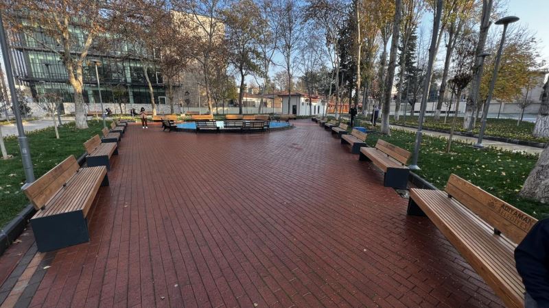 DEMOKRASİ PARKI YENİ HALİYLE BEĞENİ TOPLADI