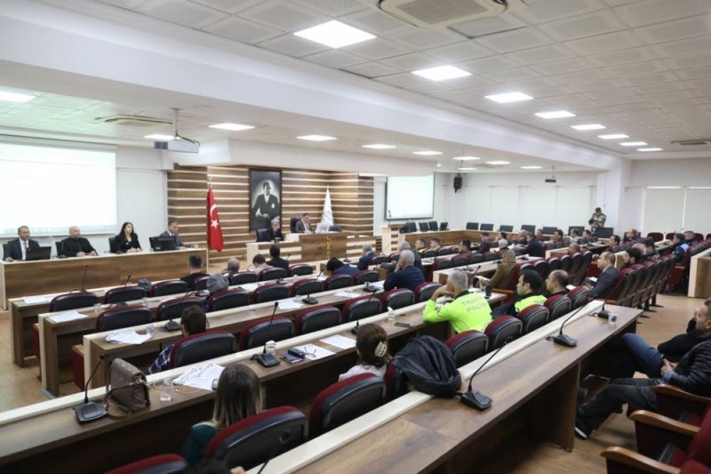ÖZEL HALK OTOBÜSLERİNİN İŞLETME HAKKI UKOME’DE GÖRÜŞÜLDÜ