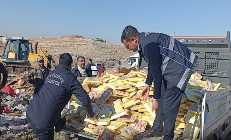 Tarihi Geçmiş Tonlarca Tavuk Ürünü İmha Edildi