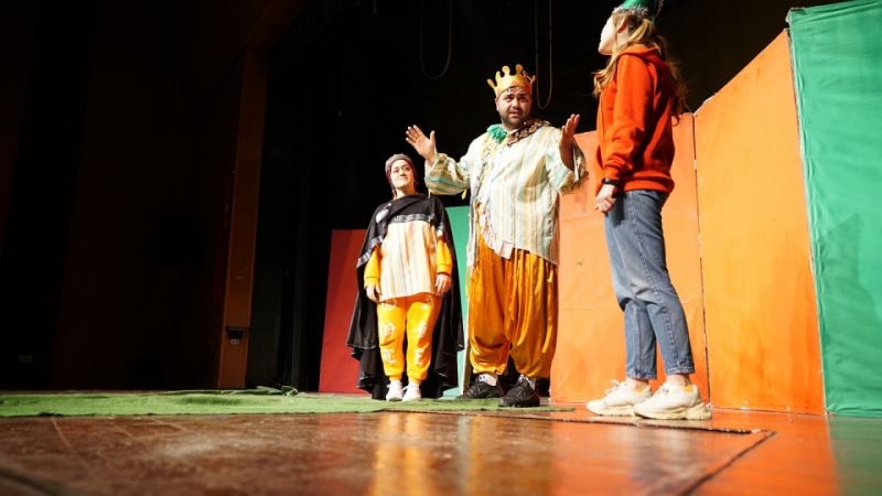 Minikler ‘Sihirli Şapka’ ile Hem Eğlendi Hem Öğrendi
