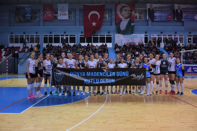 BOZÜYÜK BELEDİYESİ EĞİTİM VE SPOR KULÜBÜ LİGİN İLK YARISINI NAMAĞLUP TAMAMLADI