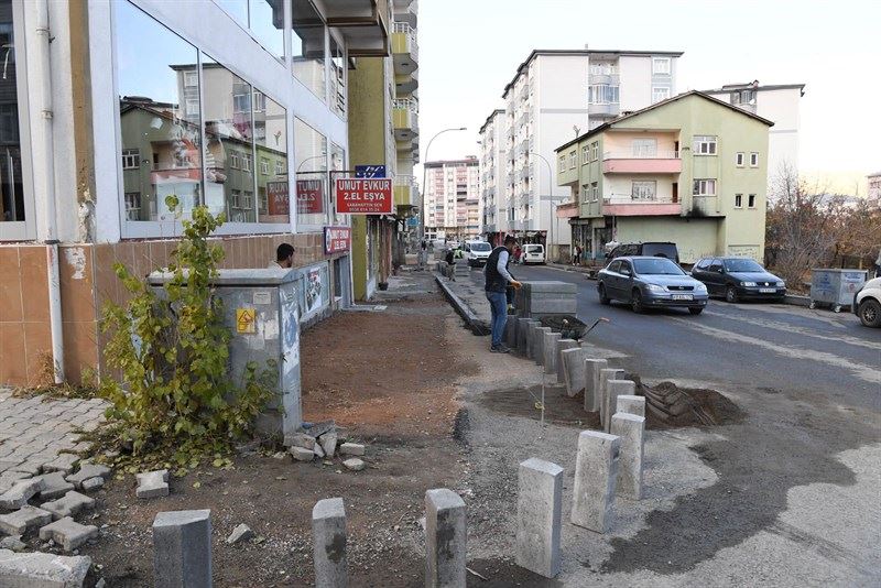 ✅ EKİPLERİN ÜSTYAPI YENİLEME MESAİSİ SÜRÜYOR