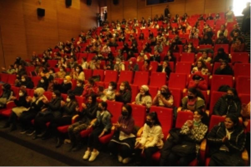 “Derî” oyununa öğrencilerden yoğun ilgi