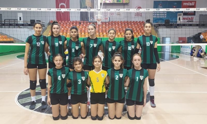 Büyükşehir’in küçük kızları gruptan lider çıktı