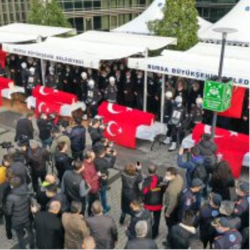 Kahramanlara hüzünlü veda