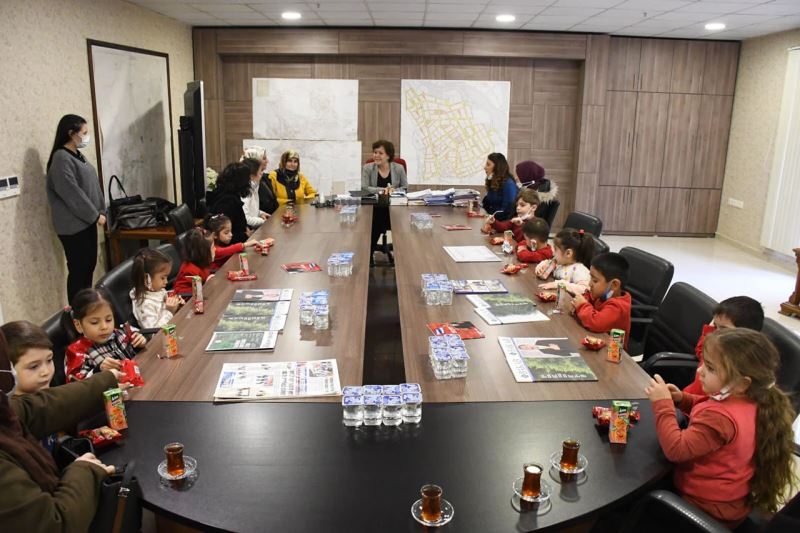 Kreş Öğrencilerimizden Belediyemize Ziyaret