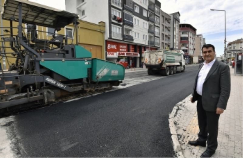 Yollar 60 Bin Ton Sıcak Asfaltla Kaplandı