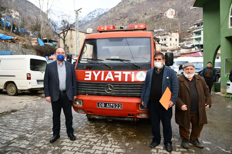 BAŞKAN ELÇİN, ORTAKÖY’E İTFAİYE ARACINI TESLİM ETTİ