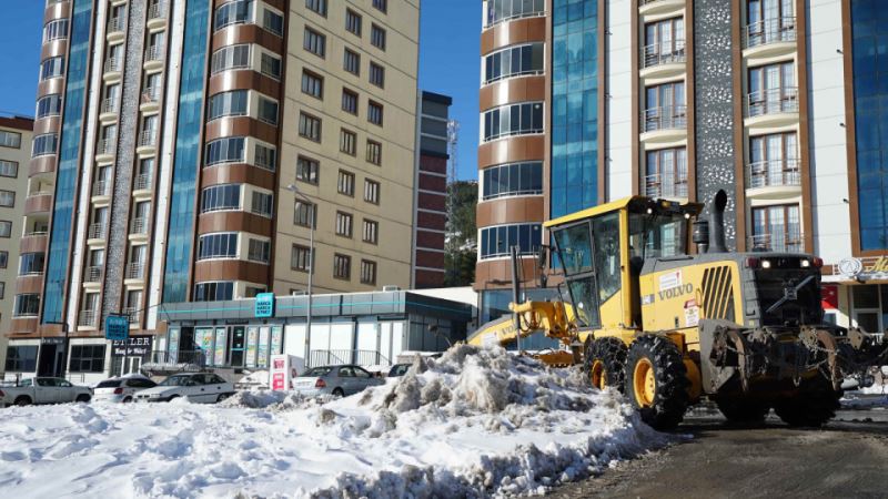 Büyükşehir Çalışıyor, Ulaşım Açık Tutuluyor