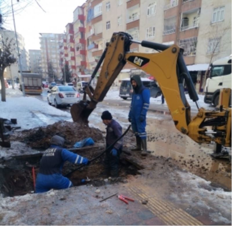 DİSKİ buzlanma sonucu yaşanan arızalara müdahale ediyor