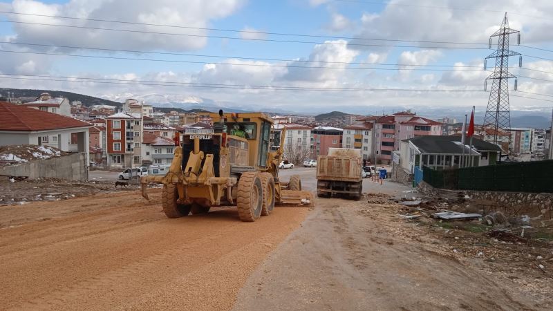 BİLECİK BELEDİYESİ YOL ONARIM ÇALIŞMALARINI HIZLANDIRDI!