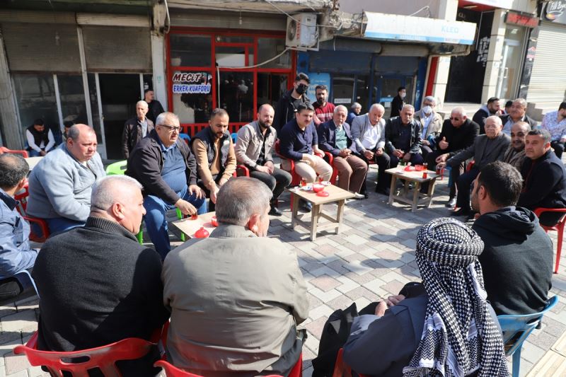 Kaymakam / Belediye Başkan V. Mehmet Tunç, Mem u Zin Bulvarında Bulunan Vatandaşlarla Bir Araya Geldi.