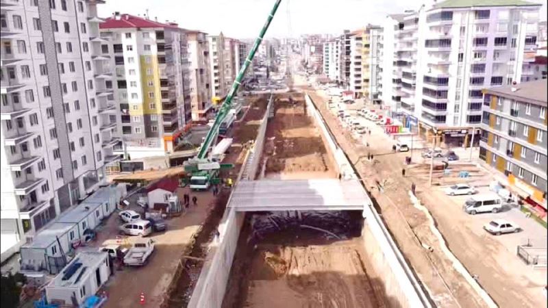 ETİLER KÖPRÜLÜ KAVŞAĞIN YÜZDE 70’İ TAMAMLANDI