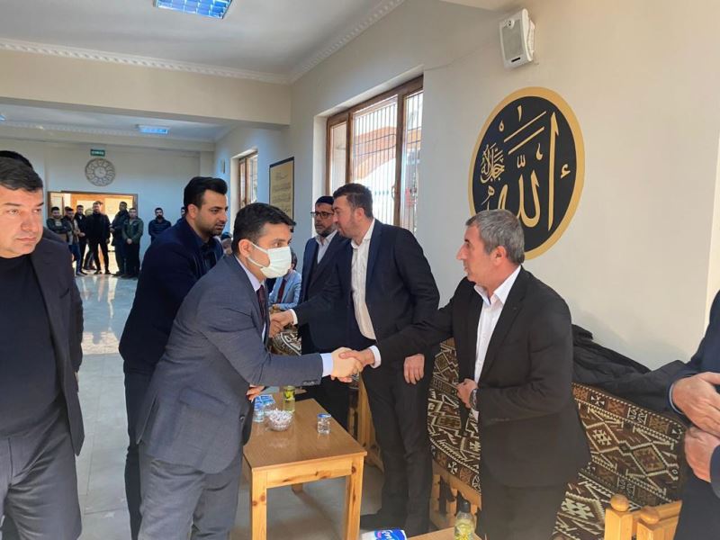 Kaymakam / Belediye Başkan V. Mehmet Tunç, Acar Ailesine Taziyede Bulundu.