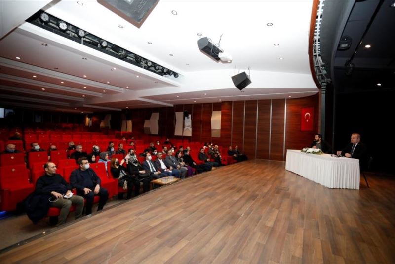 Dünya Ve Türkiye Ekonomisi İnegöl’de Konuşuldu