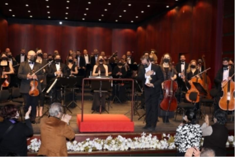 SENFONİDE KIŞ RÜYALARI SESLENDİRİLDİ