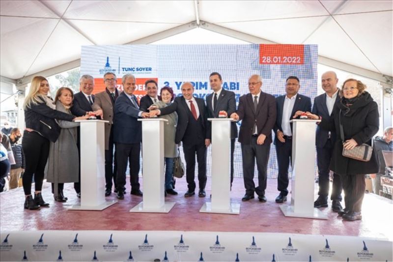 Soyer: Önümüze konan tüm engelleri aşıyoruz