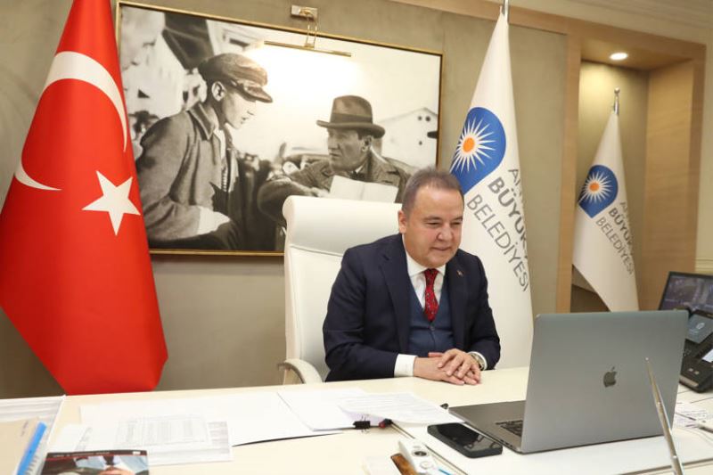 CHP’Lİ 11 BÜYÜKŞEHİR BELEDİYE BAŞKANLARI ORTAK BİLDİRİ